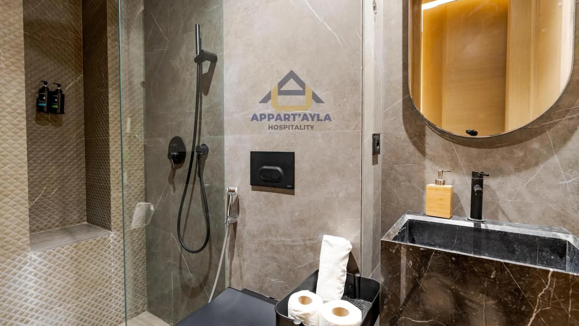 Bright Spacious Suite- By Appart'Ayla Kazablanka 0*,