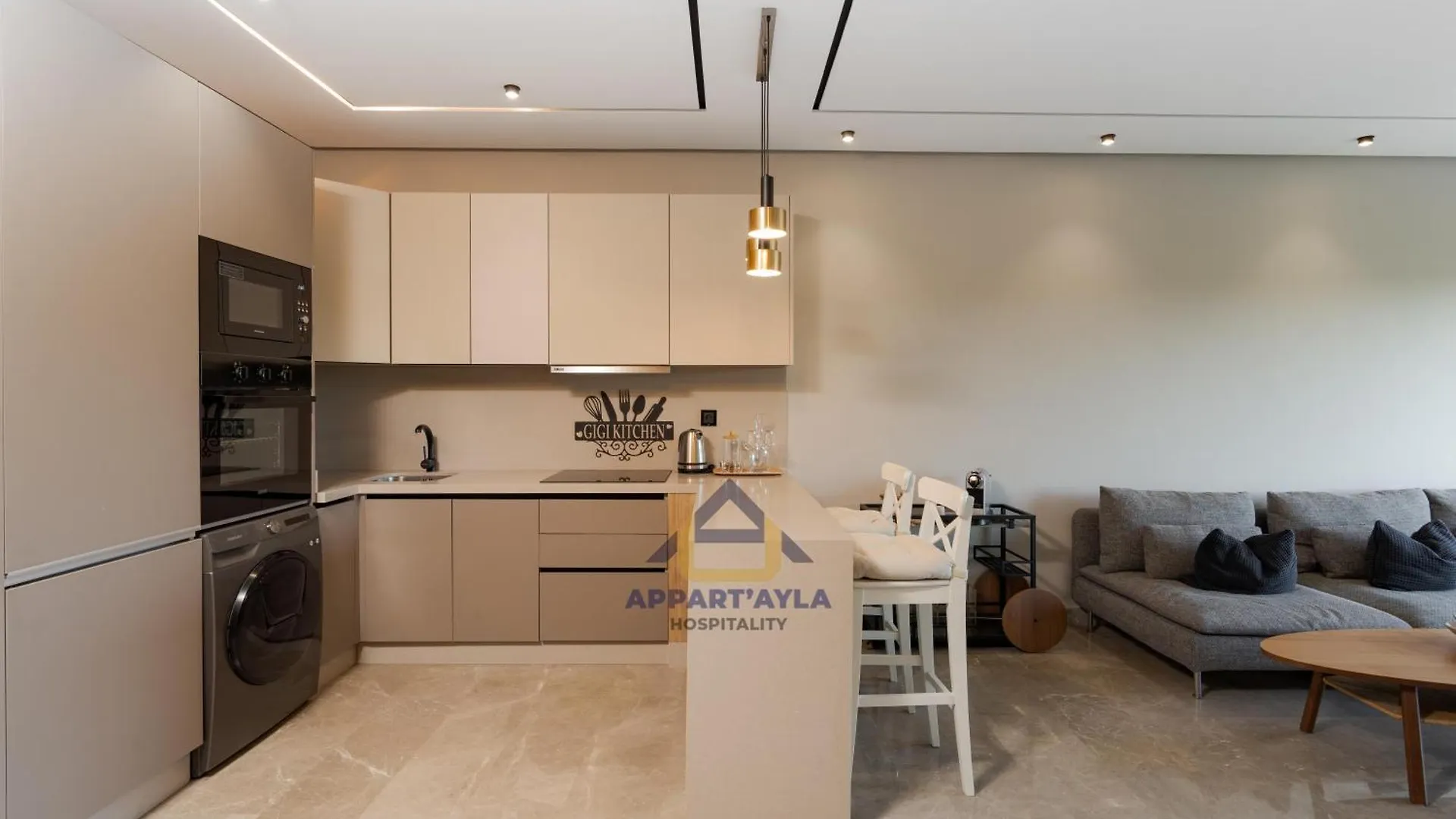Bright Spacious Suite- By Appart'Ayla Kazablanka Daire